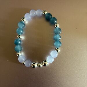 Chic Blue and Silver Beaded Bracelet